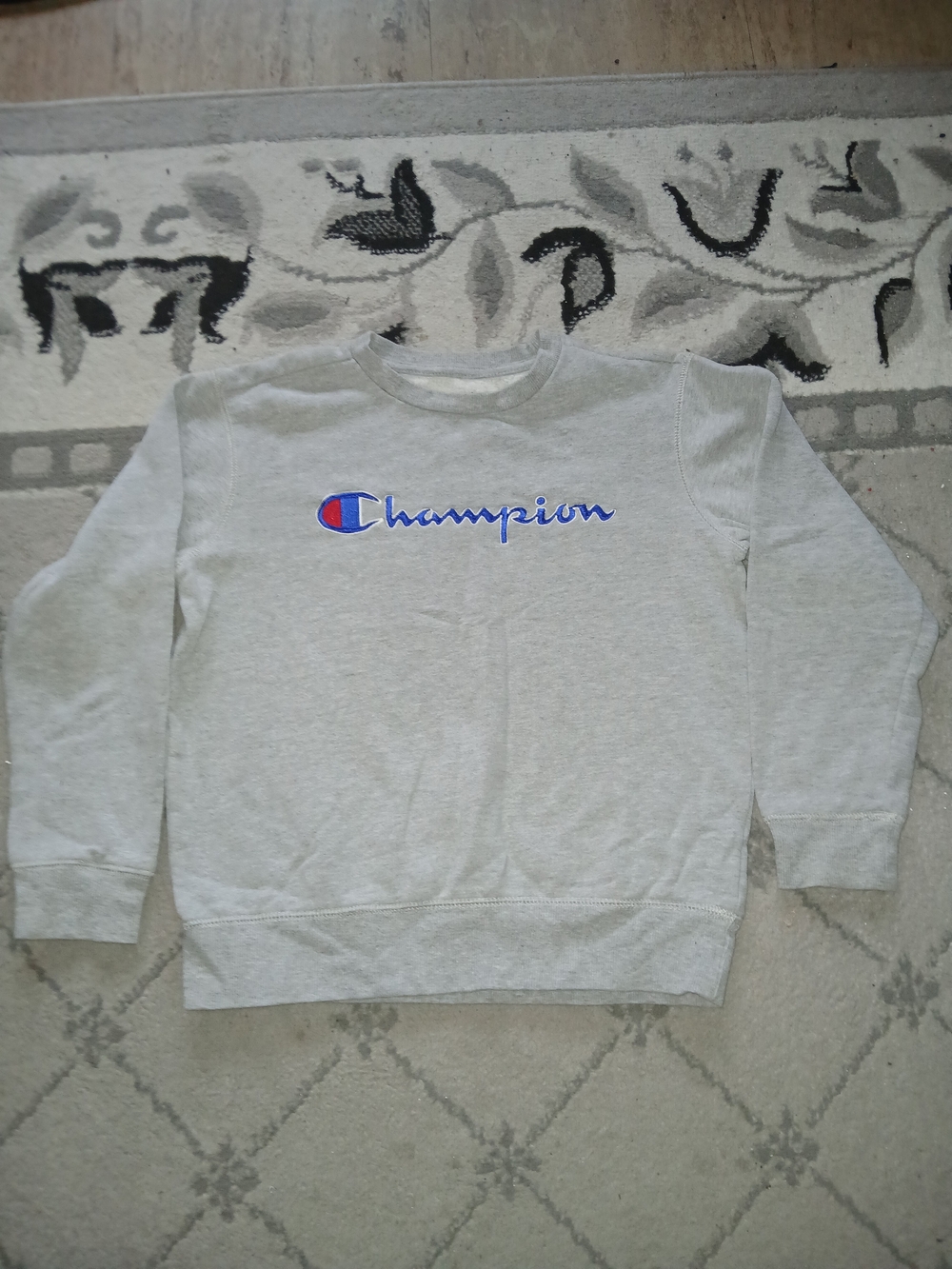 Champion Womens Sweatshirt Medium Like New-BUY ONE ITEM CHOOSE ONE FREE
